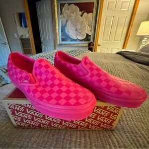 New in box slip on vans! Hot pink checked! Size ladies 10